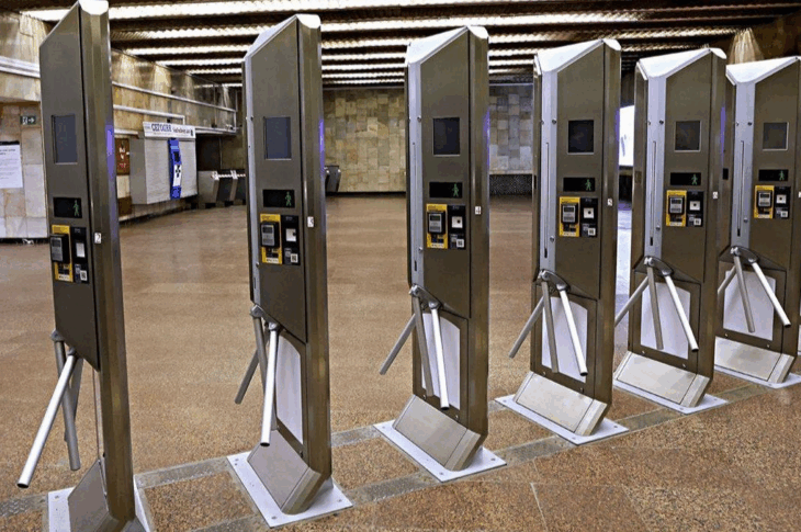 Новини Києва - У метро Києва через збій не працює безконтактна оплата