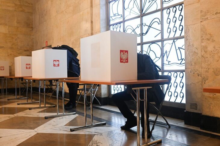 Новини світу - У Польщі перерахують голоси після виборів президента