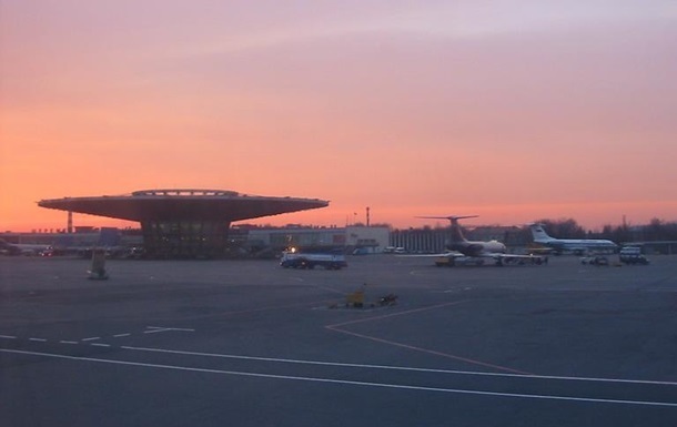 Новини світу - У всіх столичних аеропортах РФ &ndash; "килим"