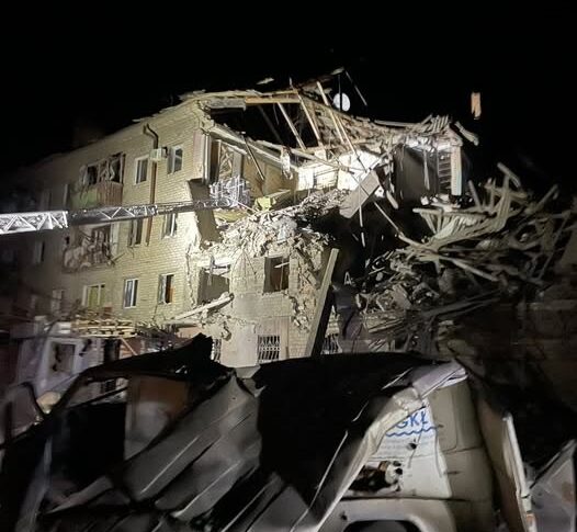 Новини України - Удар по Краматорську: під завалами будинку перебувають люди