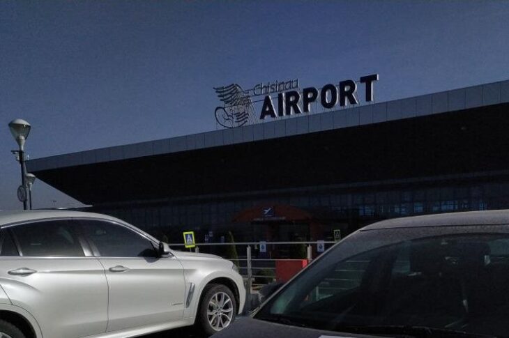 Новини світу - В аеропорту Кишинева стався збій через російську атаку на Україну