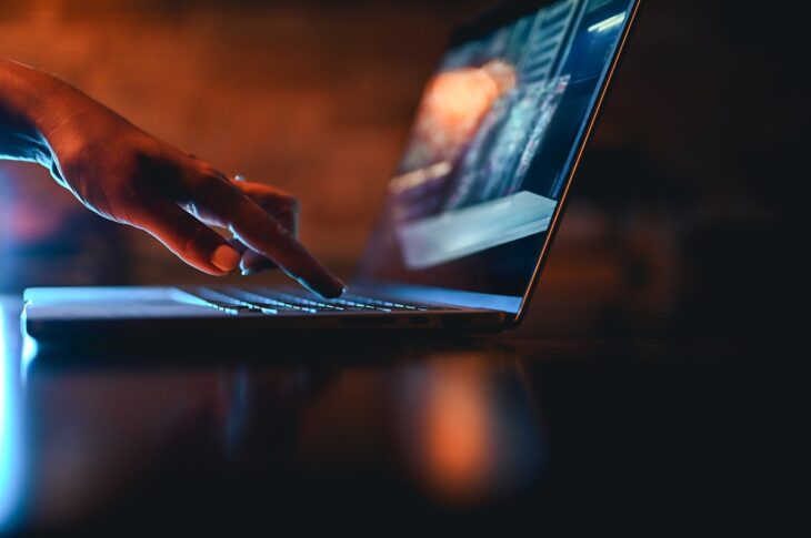 Новини світу - Витік століття: в Мережу злили мільярди паролів з Apple, Google та Facebook