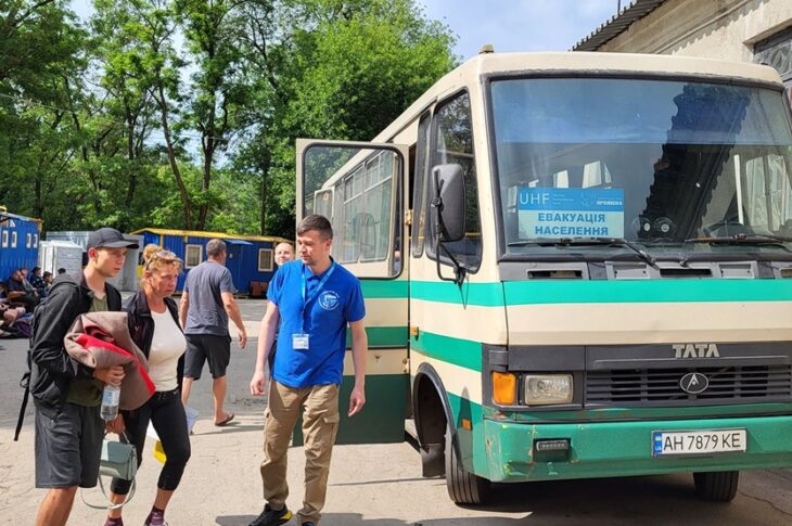 Новини України - З прифронтових громад Дніпропетровщини евакуювали понад 50 людей