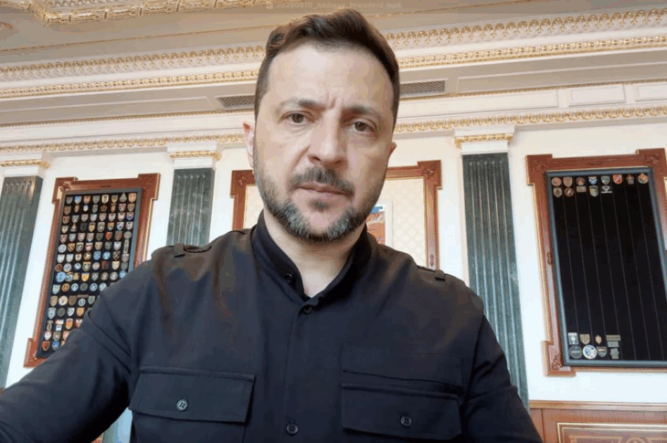 Новини України - Зеленський про РФ: біснуваті з "шахедами" і червоною кнопкою