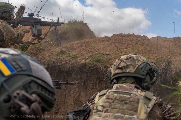 Новини України - ЗСУ ведуть бої з армією РФ на 10 напрямках