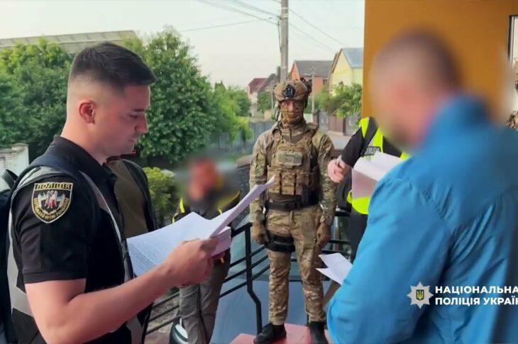 Підробка офіційних документів у масштабах держави: Нацполіція викрила злочинну організацію