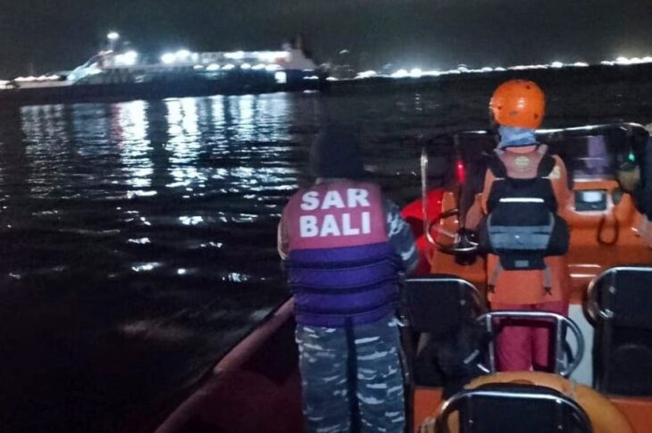 Новини світу - Біля берегів Балі затонув пором з 65 людьми