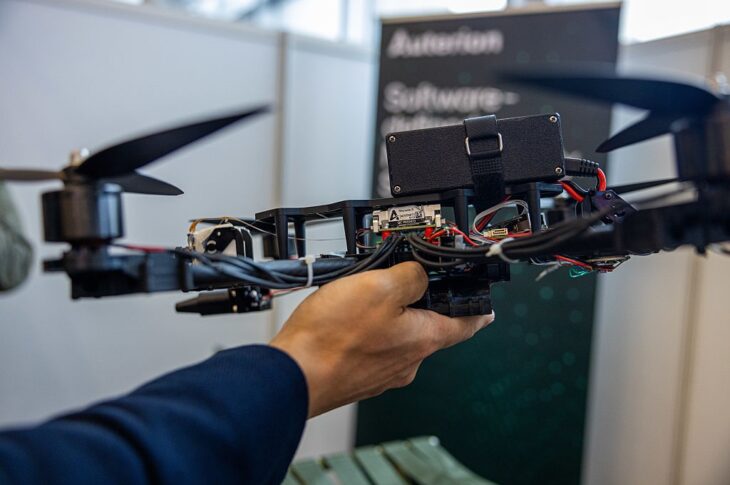 Новини світу - FT: Пентагон профінансує 33 тис. ударних ШІ-систем для українських дронів