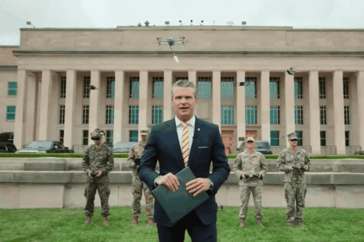 Новини світу - Гегсет наказав прискорити виробництво дронів у США