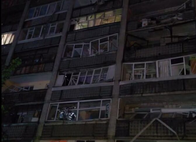 Новини України - КАБи РФ влучили в житловий масив Сум: є поранені