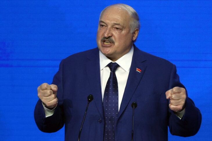 Новини світу - Лукашенко використовує мігрантів для тиску на ЄС - СЗР