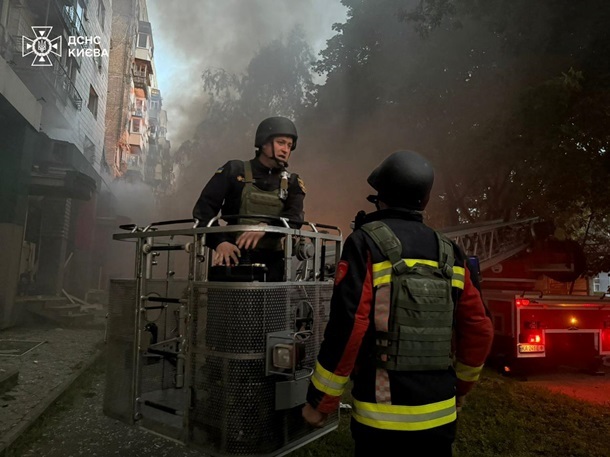 Новини світу - Масована атака дронів на Київ: є перші наслідки