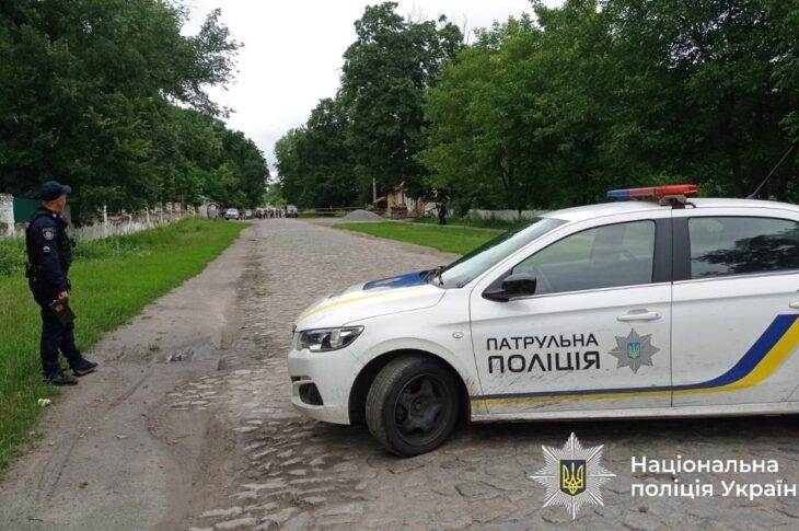 Новини України - Підозрюваний у вбивстві застрелився під час перемовин з поліціє