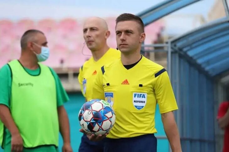 Новини спорту - Рефері з України виступлять суддями матчу кваліфікації Ліги чемпіонів