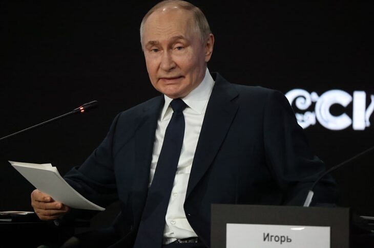 Новини світу - Рейтинг Путіна впав до мінімуму з 2022-го