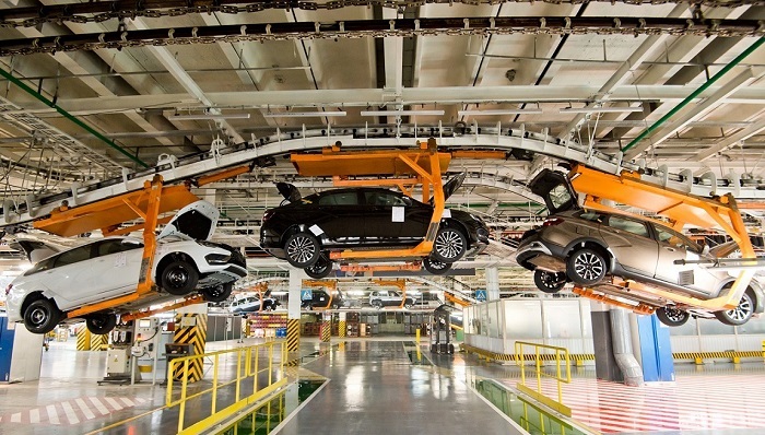 Новини світу - Російський ГАЗ скорочує робочий тиждень через обвал авторинку