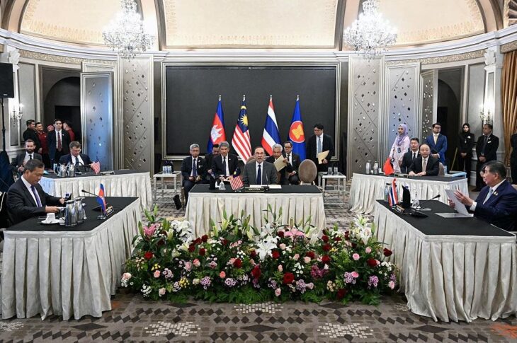 Новини світу - Таїланд і Камбоджа домовилися про перемир'я