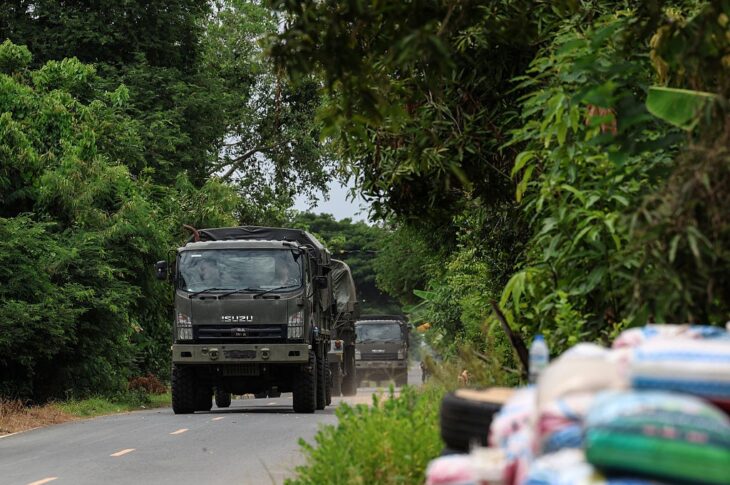 Новини світу - Таїланд запровадив воєнний стан на кордоні з Камбоджею