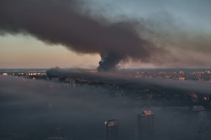 Новини України - Токсичний шлейф. Чим дихають українці після атаки