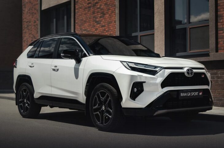 Авто новини - Toyota RAV4 став найпопулярнішим автомобілем у світі