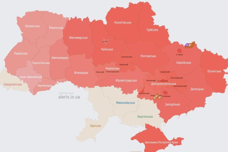 Новини України - У Києві, Чернівцях та Луцьку пролунали вибухи