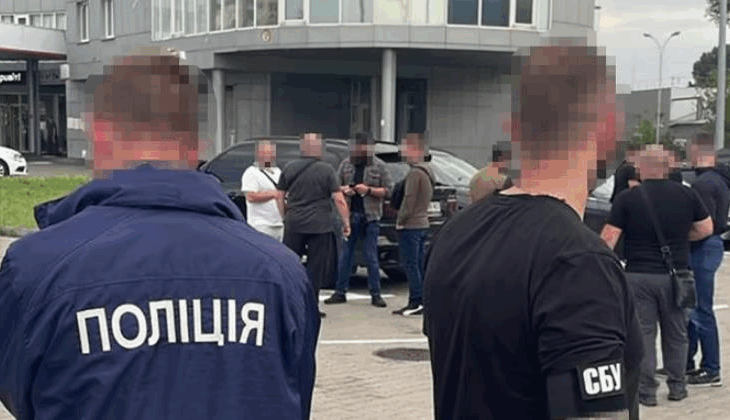 Новини Києва - У Києві правохоронці перевіряють офіси, авто і документи громадян