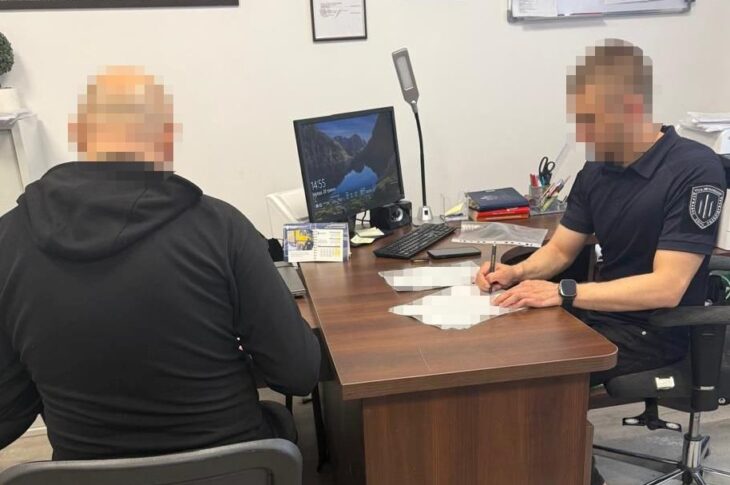 Новини України - У Рівному працівник СІЗО постачав наркотики арештантці за еротичні фото