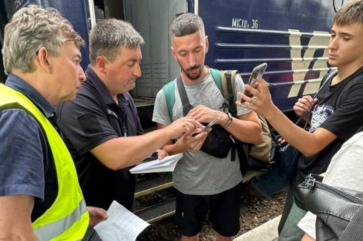 Новини бізнесу - УЗ під час перевірок пасажирів виявила тільки 0,1% порушників