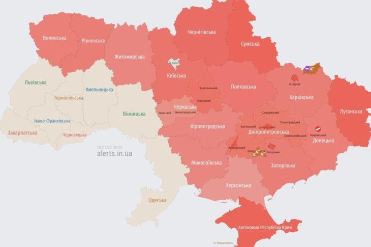Новини України - Ворог з артилерії вдарив по Херсону