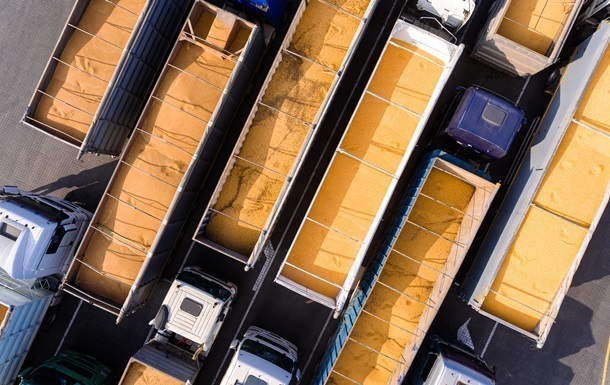 Новини бізнесу - Зерновий експорт впав майже на 11 млн тонн