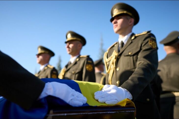 Участь Президента у церемонії поховання воїнів на Національному військовому меморіальному кладовищі