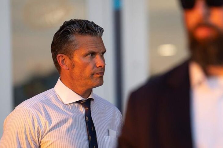 Новини світу - Геґсет звільнив голову розвідувального управління Пентагону - ЗМІ