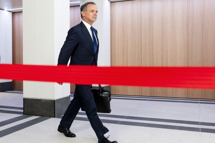 Новини світу - Глава МЗС Нідерландів і його однопартійці заявили про відставку