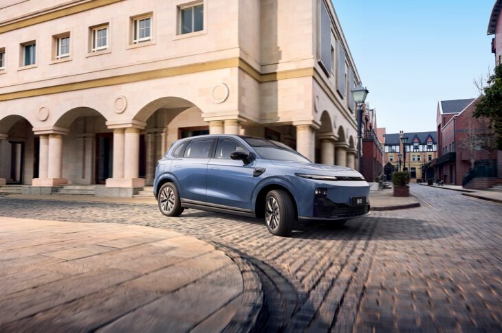 Авто новини - Китайський кросовер Leapmotor B10 офіційно дебютував в Європі
