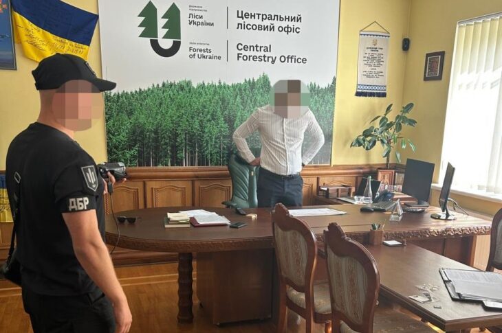 Новини України - На Черкащині лісничих змушували платити "данину"