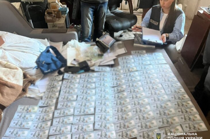 Новини України - На Одещині на хабарі спіймали посадовця ТЦК
