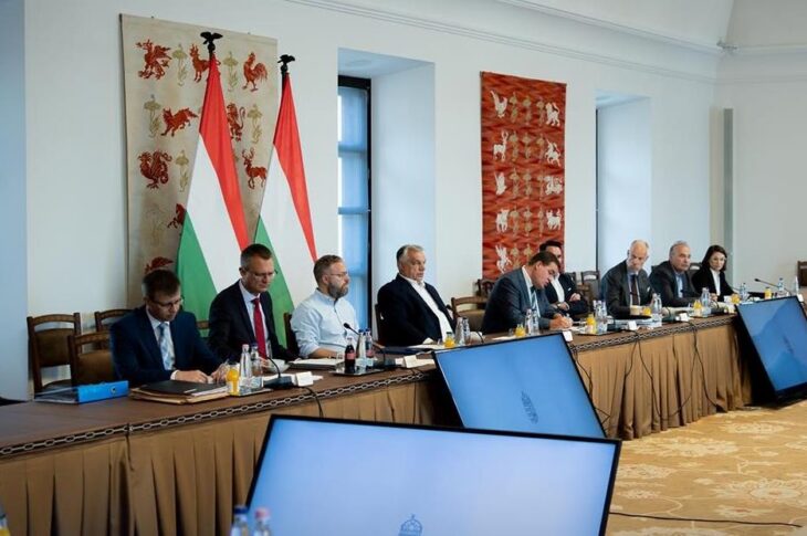 Новини України - Орбан відреагував на удар Росії по Мукачеву