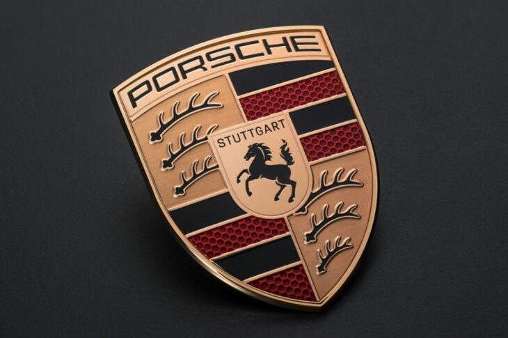 Авто новини - Porsche відмовляється від планів виробництва батарей для електромобілів