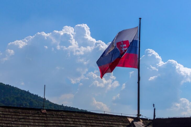 Новини світу - Словаччина відновила туристичні візи росіянам