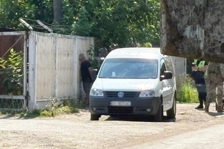 Новини України - У Черкасах чоловік погрожував гранатою працівникам ТЦК