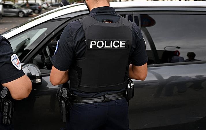 Новини світу - У Франції водій після сварки наїхав на юрбу: є загиблий і поранені