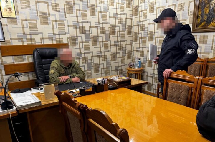 Новини України - У Харкові затримали керівництво виправної колонії
