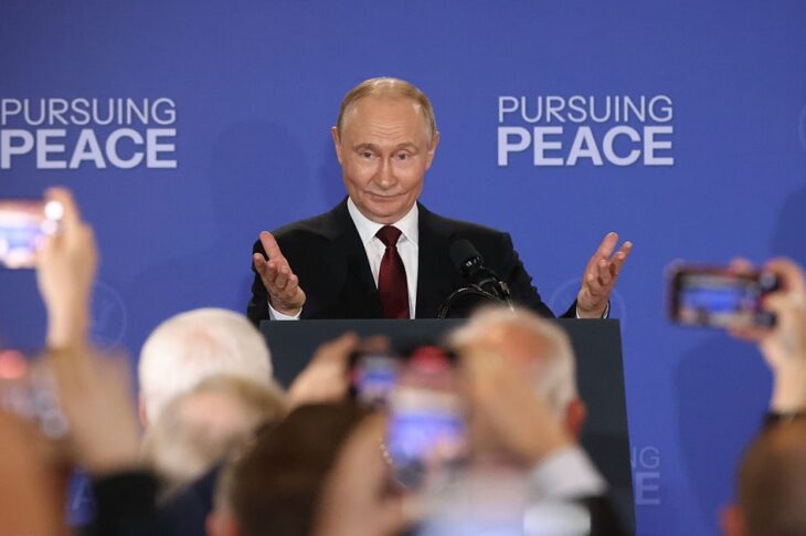 Новини світу - Військові витрати РФ залишаються рекордними - ЗМІ