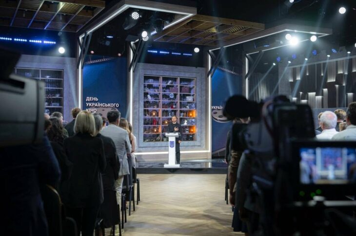 Володимир Зеленський привітав представників кіноіндустрії з Днем українського кіно