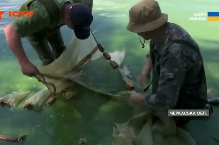 ❗️Черкаські рибоохоронці спільно з науковцями досліджують іхтіофауну Кременчуцького водосховища