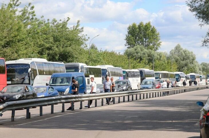 Новини світу - Білоруси масово побігли в Польшу на тлі закриття кордону