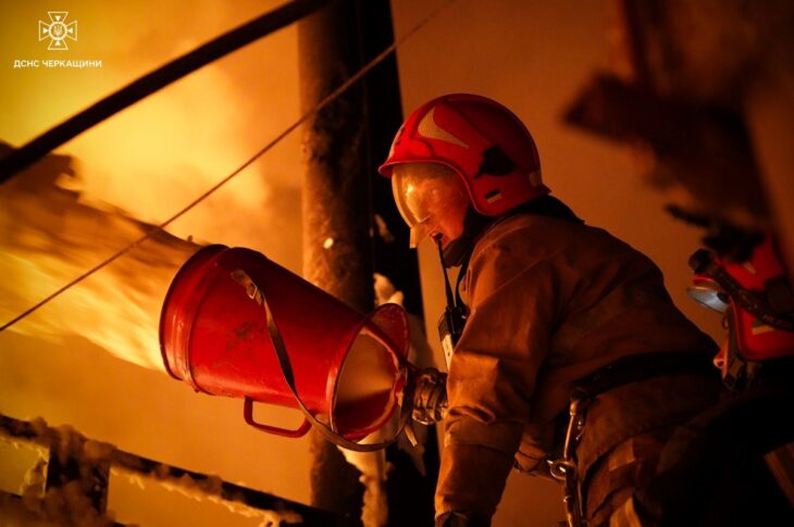 Новини України - Дронова атака на Полтавщину: горіло підприємство