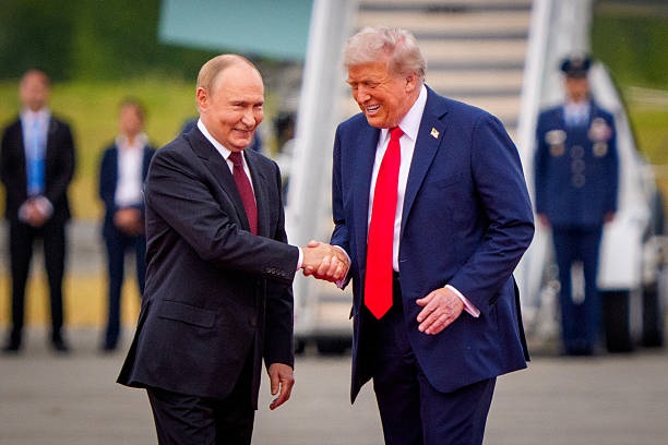 Новини світу - Гарний діалог: Трамп анонсував дзвінок Путіну