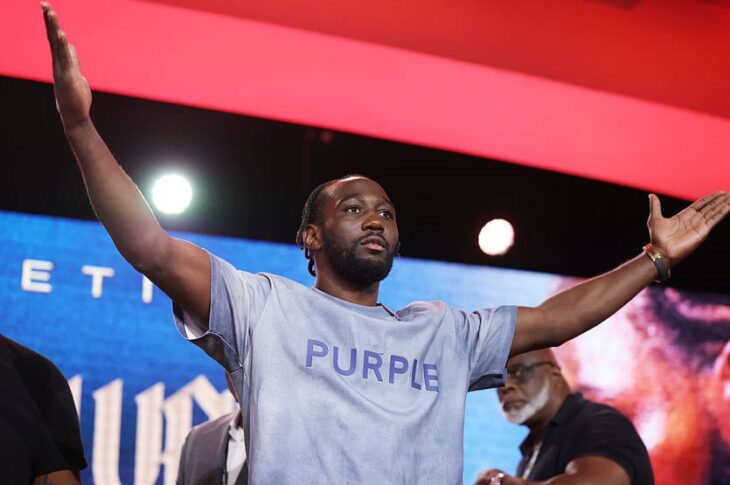 Новини спорту - Кроуфорд виглядає у відмінній формі за сім днів до бою з Альваресом