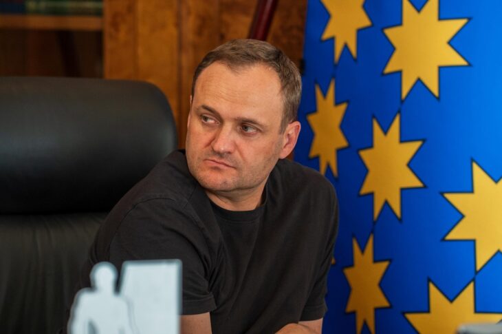 Новини України - Кулеба анонсував захист прифронтових доріг протидроновими сітками